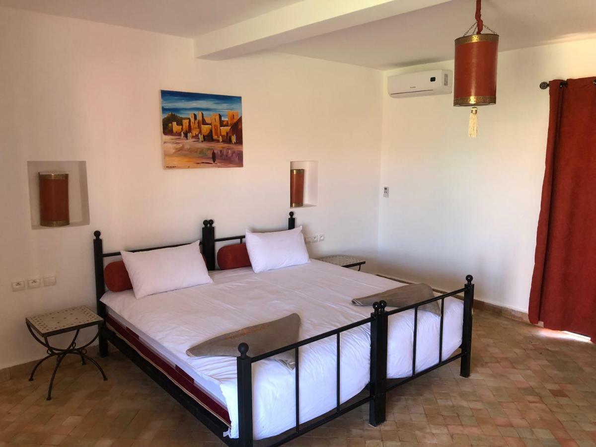 Les Orangers De l'Ourika Hotel Douar Akkara Bagian luar foto