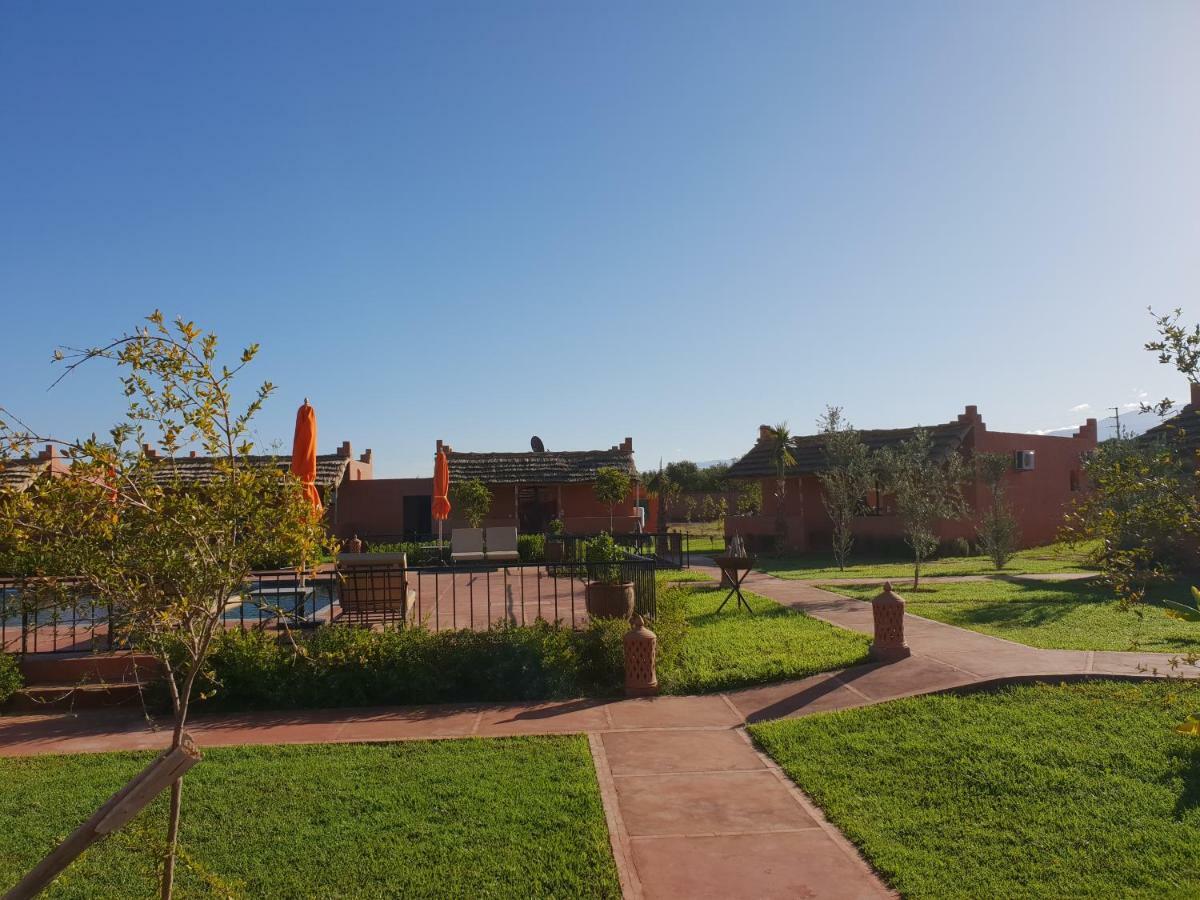 Les Orangers De l'Ourika Hotel Douar Akkara Bagian luar foto