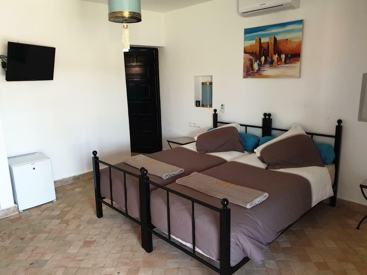 Les Orangers De l'Ourika Hotel Douar Akkara Bagian luar foto