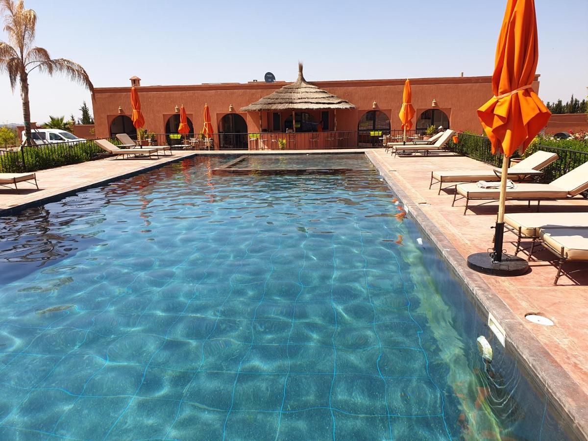 Les Orangers De l'Ourika Hotel Douar Akkara Bagian luar foto